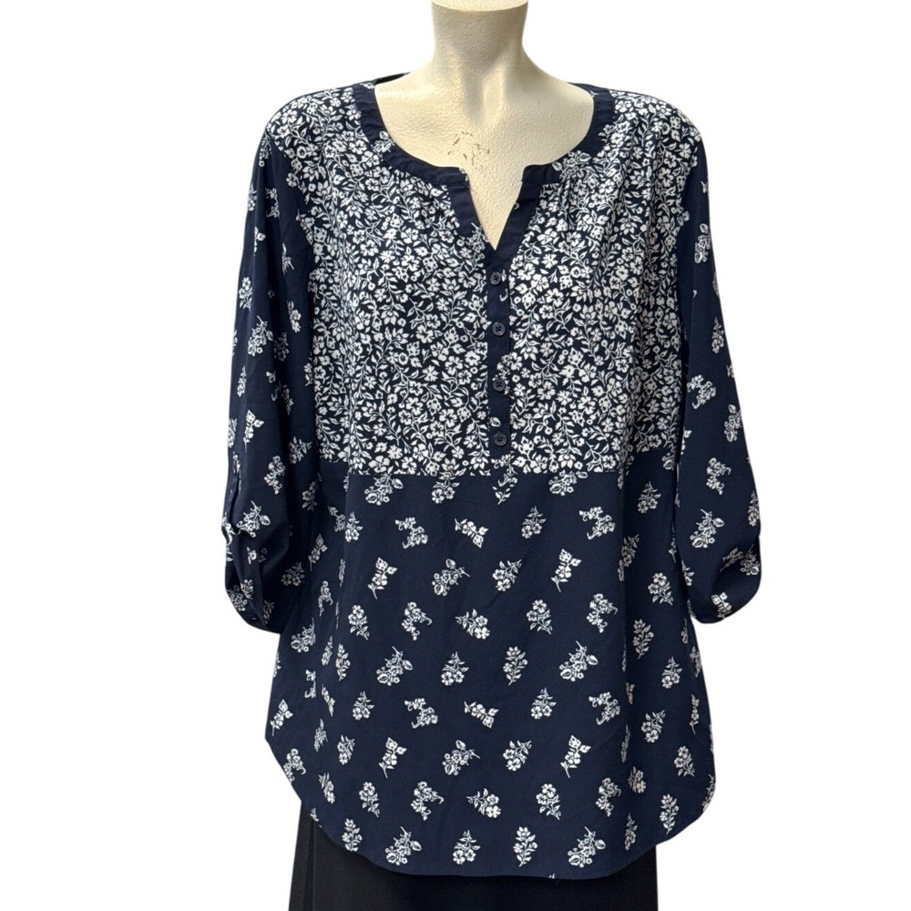 Croft & Barrow Womens XL Navy Floral 3/4 Sleeve Button Up Blouse Top